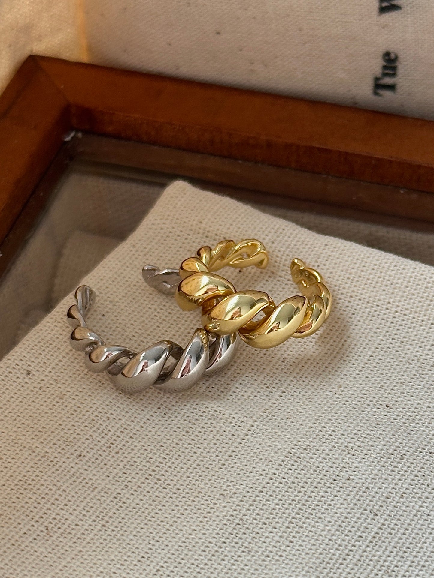 S925 Silver / Gold Plated Bold Croissant Ring