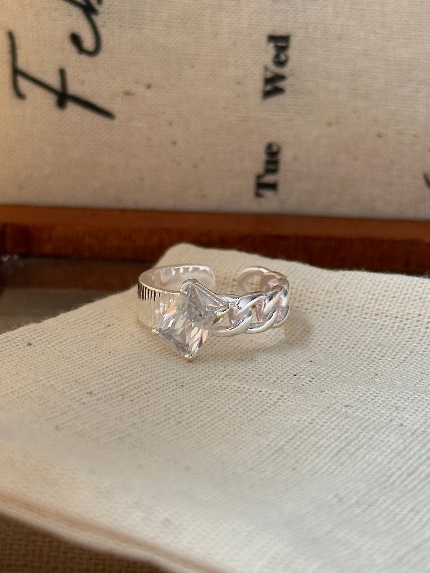 S925 Silver Zirconia Ring