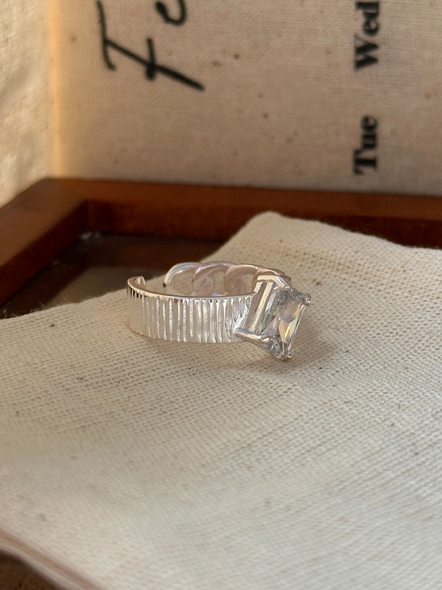 S925 Silver Zirconia Ring