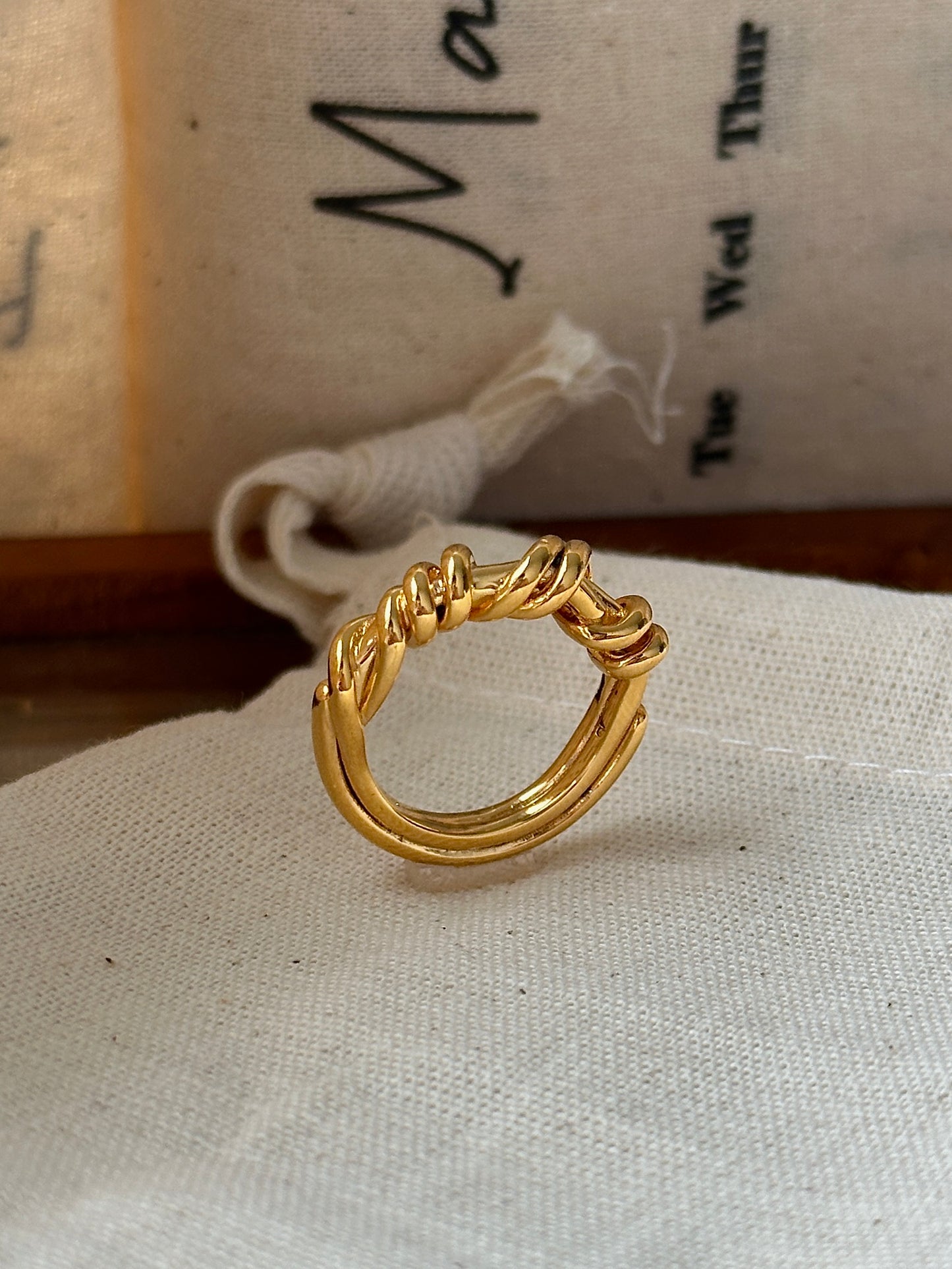 S925 Silver / Gold Plated Gordian Knot Casual Twisted Ring