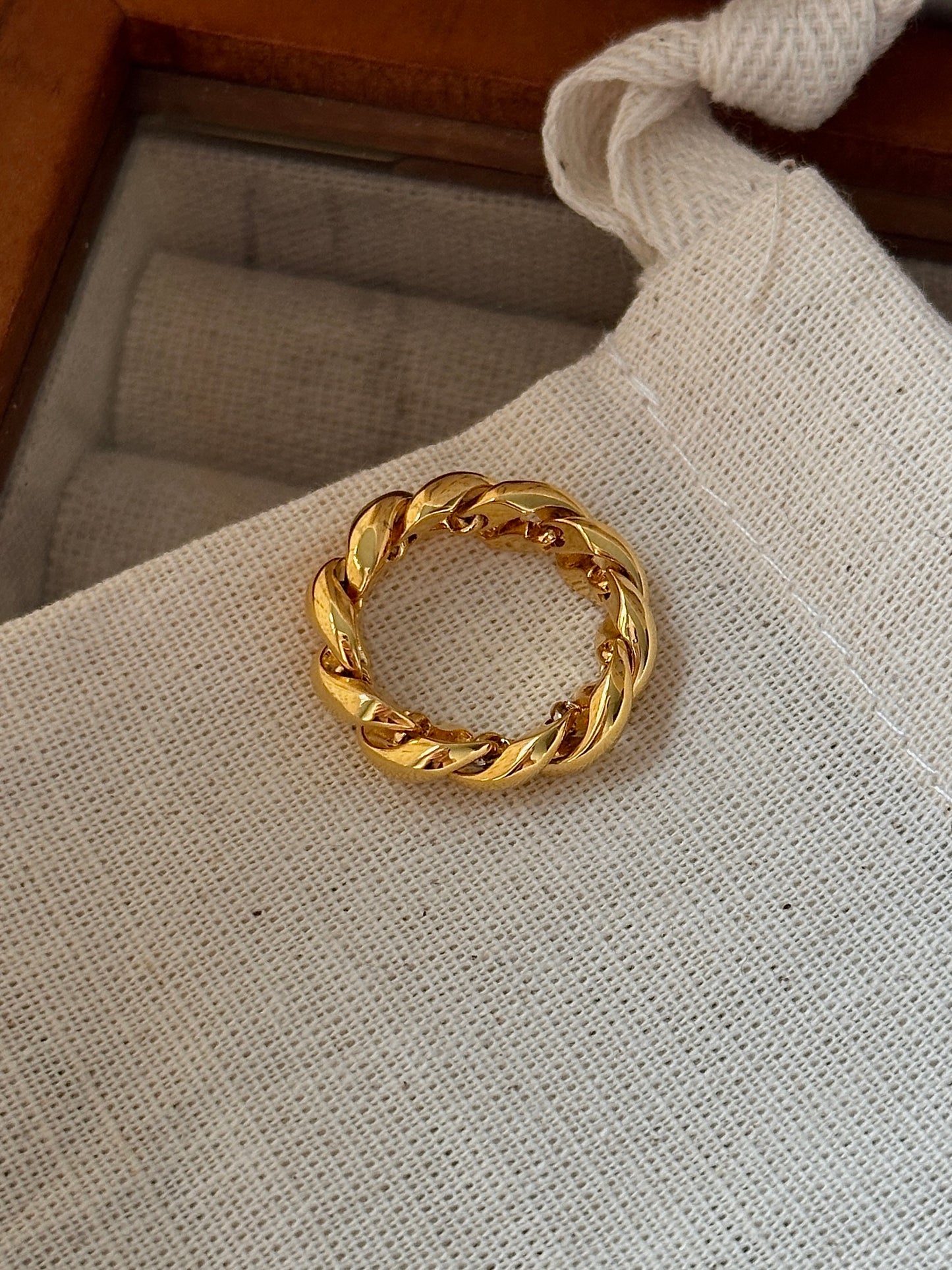 S925 Silver / Gold Plated Unique Thin Braided Ring