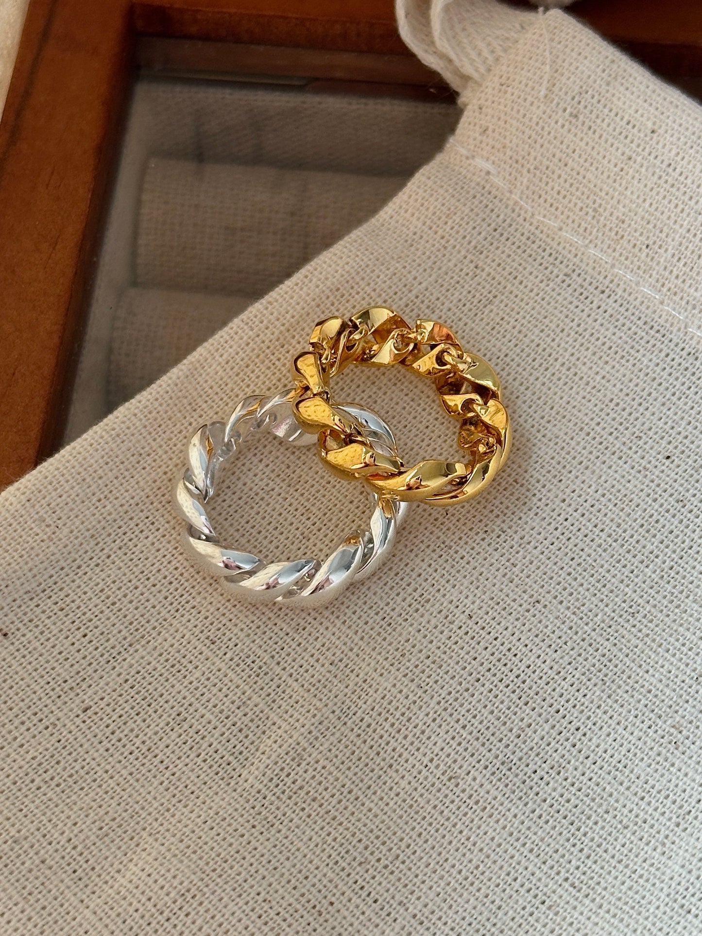 S925 Silver / Gold Plated Unique Thin Braided Ring