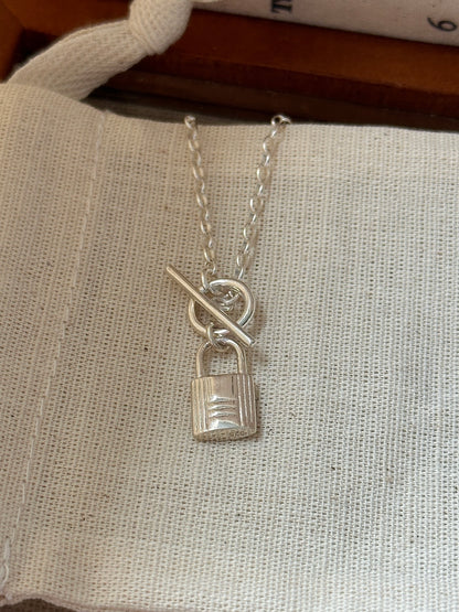 S925 Silver Minimalist Lock Head Necklace with OT Clasp